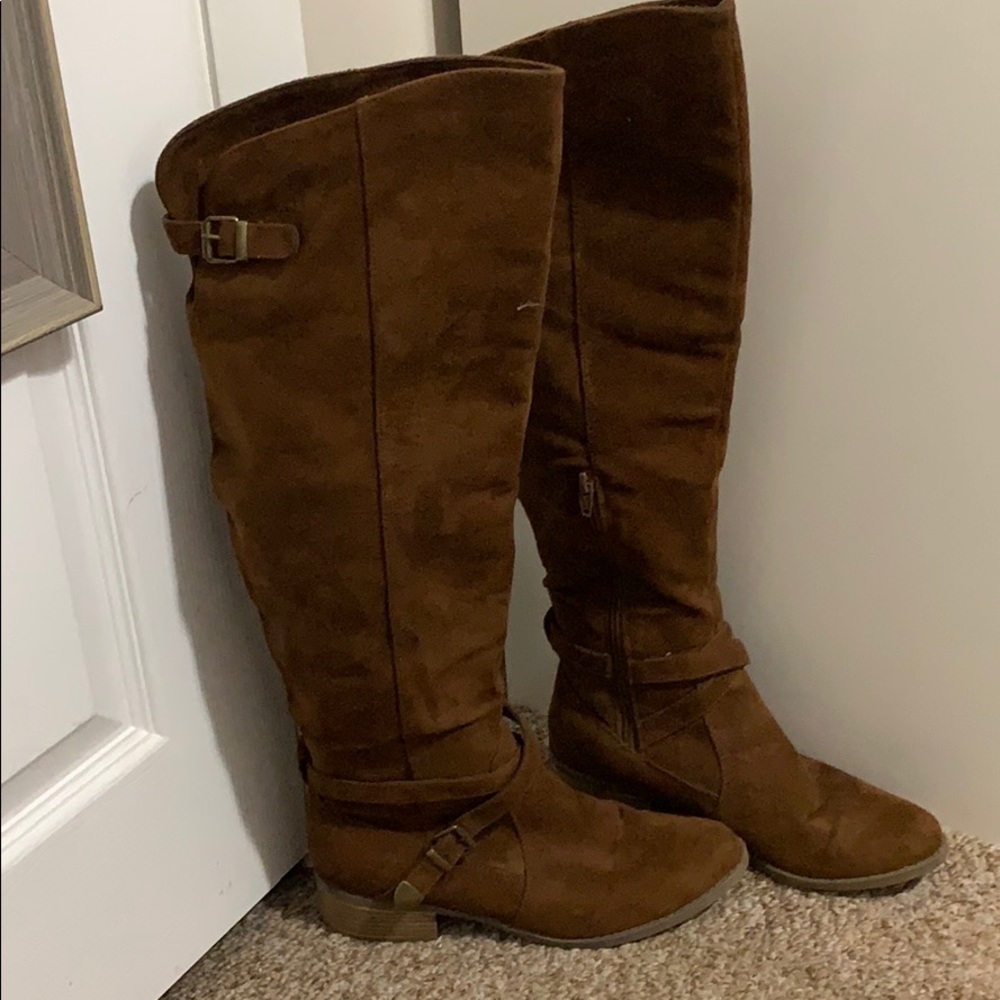 High knee boots